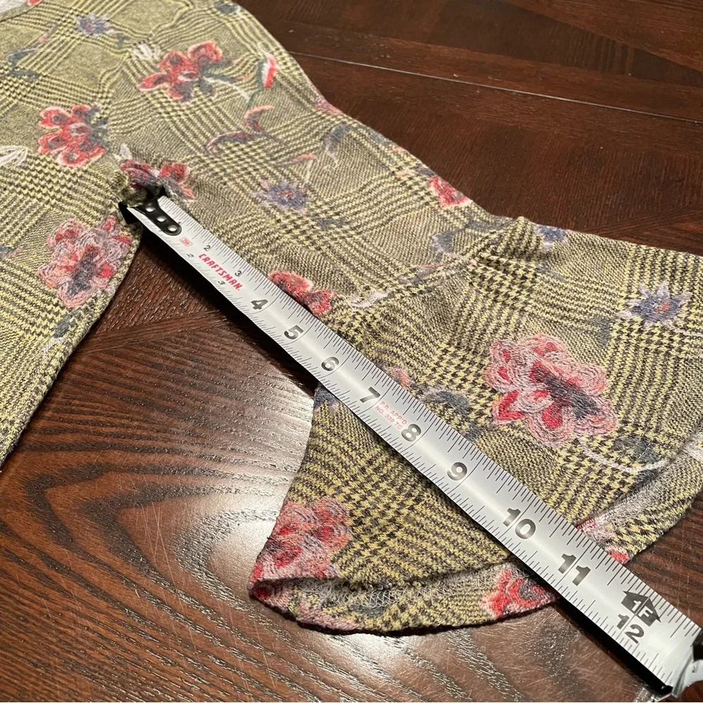 NWOT Ces Femme Yellow Plaid Floral Top | Size Large - Picture 10 of 13